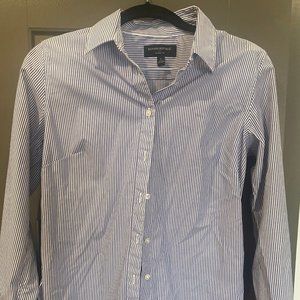 Banana Republic Tailored Fit Striped Button Down Shirt | Size 2